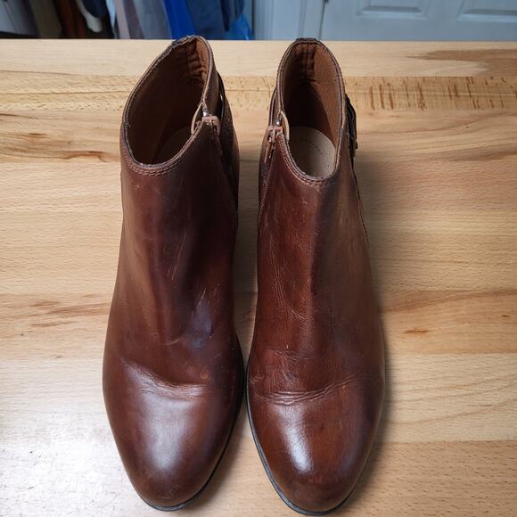 Clarks Women’s Addiy Kara Brown Leather Boots with Side Zip size 9.5 - Picture 4 of 11